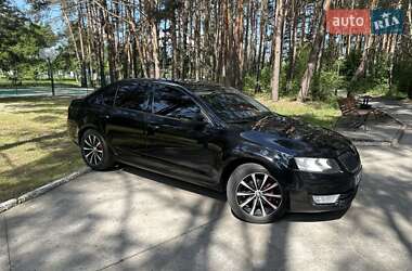 Ліфтбек Skoda Octavia 2015 в Вараші