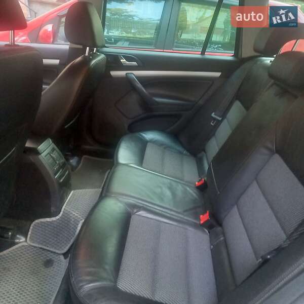 Універсал Skoda Octavia 2009 в Одесі