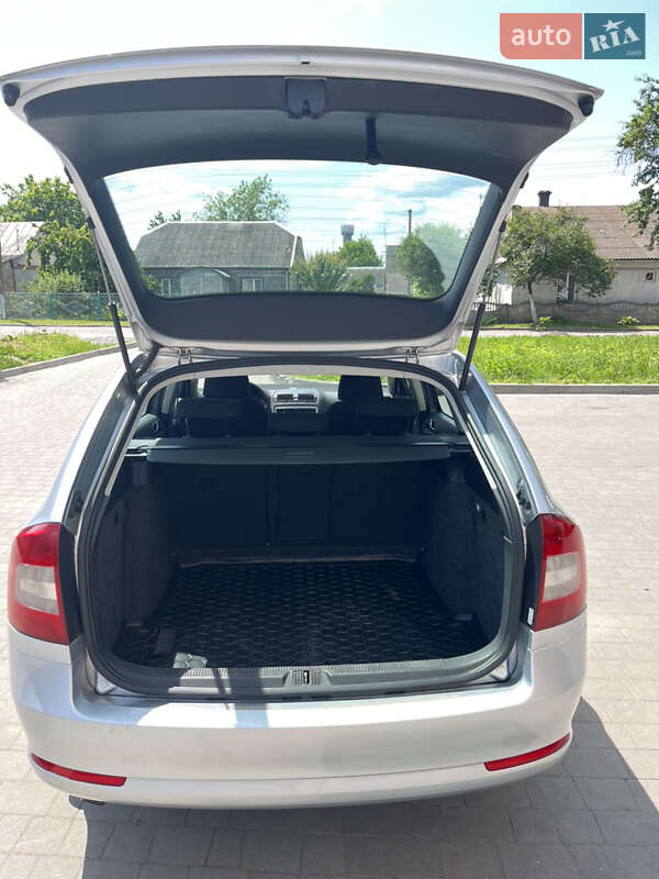 Універсал Skoda Octavia 2010 в Дубні фото 6 Універсал Skoda Octavia 2010 в Дубні