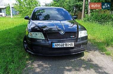 Лифтбек Skoda Octavia 2004 в 