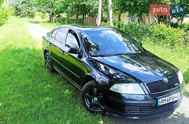 Лифтбек Skoda Octavia 2004 в 