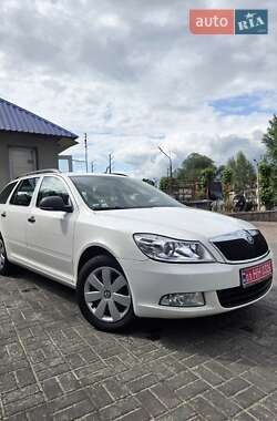 Универсал Skoda Octavia 2012 в Каменском