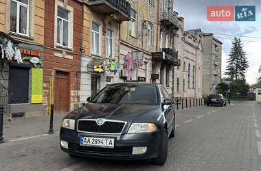 Лифтбек Skoda Octavia 2006 в Дрогобыче