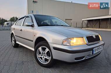 Ліфтбек Skoda Octavia 2000 в Києві