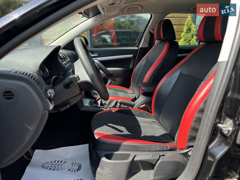 Универсал Skoda Octavia 2012 в Шептицькому