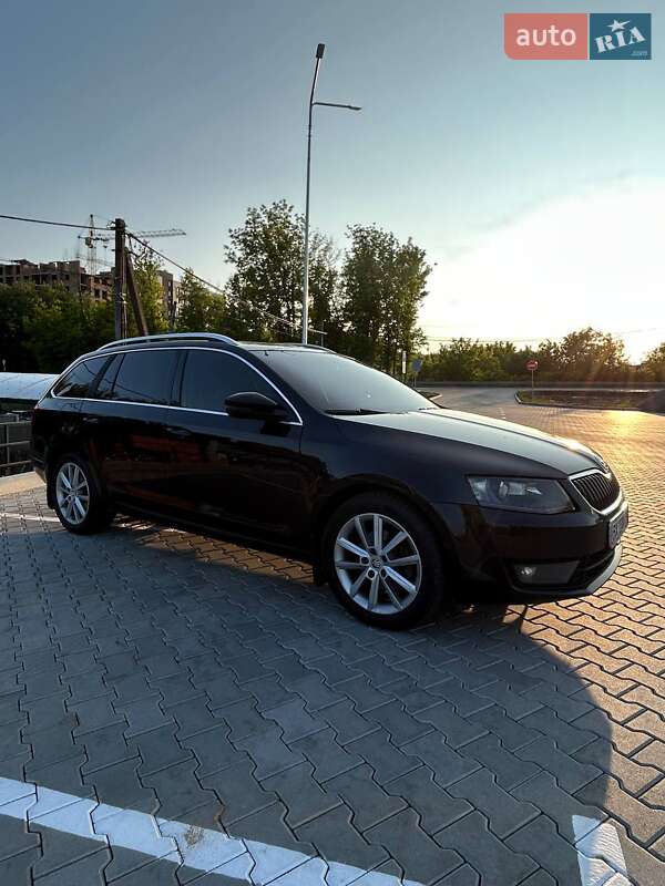 Универсал Skoda Octavia 2013 в Староконстантинове