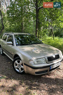 Универсал Skoda Octavia 2004 в Чернигове