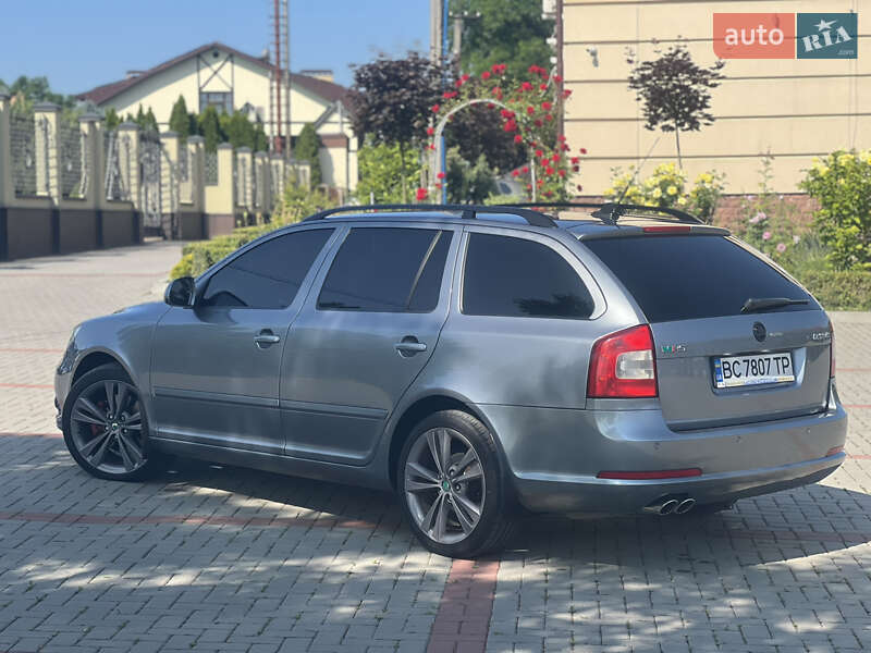 Универсал Skoda Octavia 2012 в Золочеве