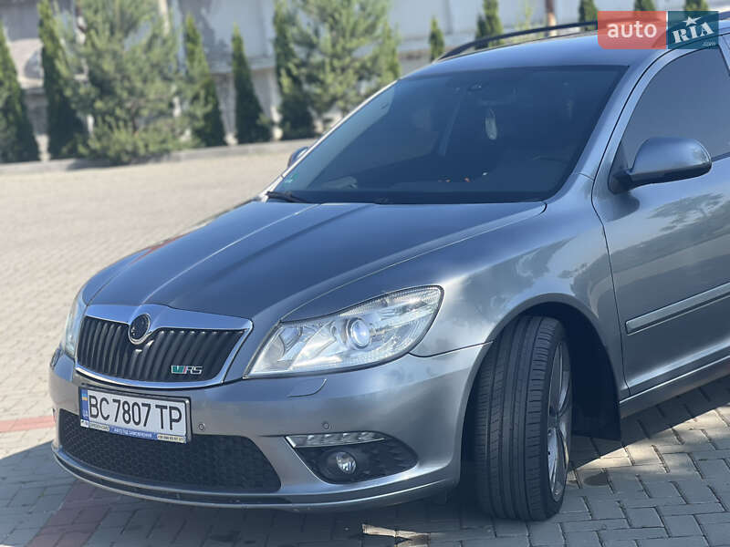 Универсал Skoda Octavia 2012 в Золочеве