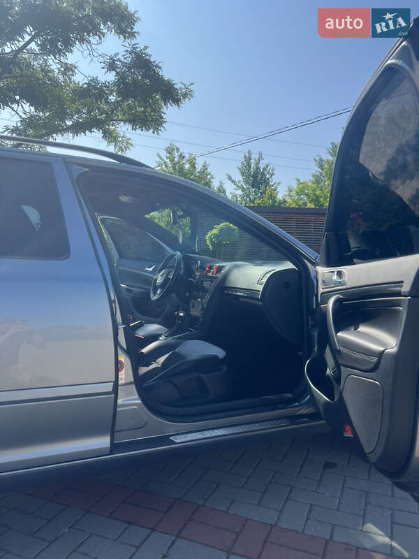 Универсал Skoda Octavia 2012 в Золочеве