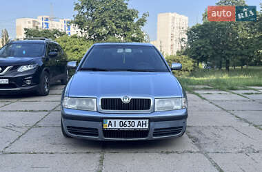 Лифтбек Skoda Octavia 2004 в 