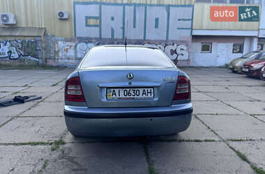 Лифтбек Skoda Octavia 2004 в 