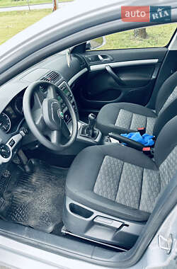 Лифтбек Skoda Octavia 2011 в 