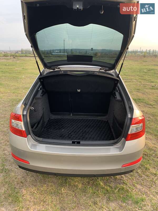 Лифтбек Skoda Octavia 2013 в Жовкве