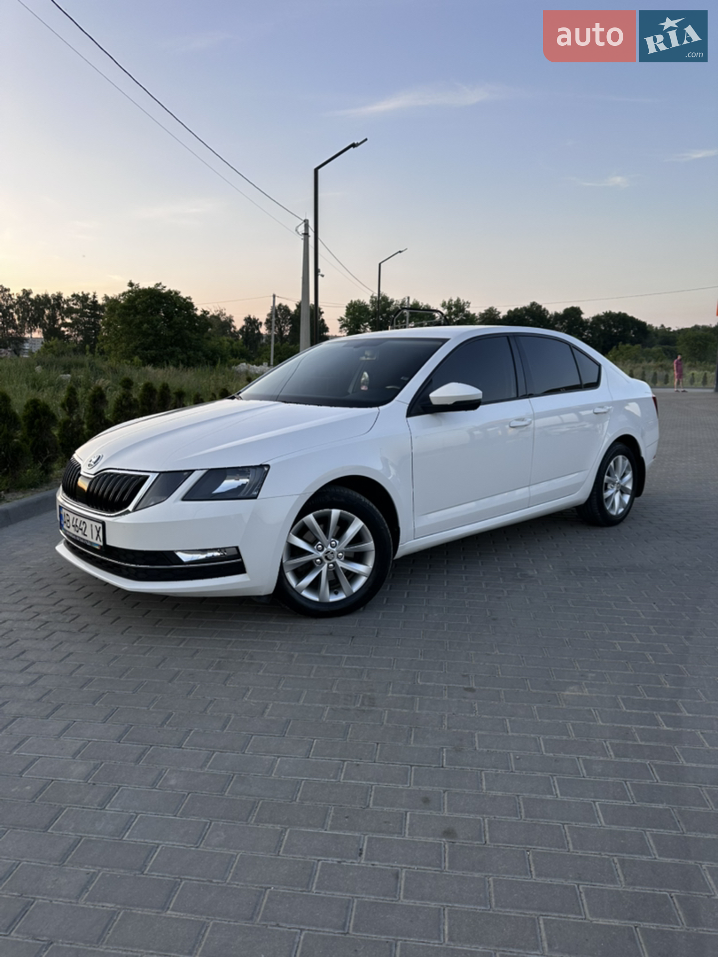 2017 Skoda Octavia - мініатюра 2