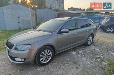 Универсал Skoda Octavia 2014 в Дрогобыче
