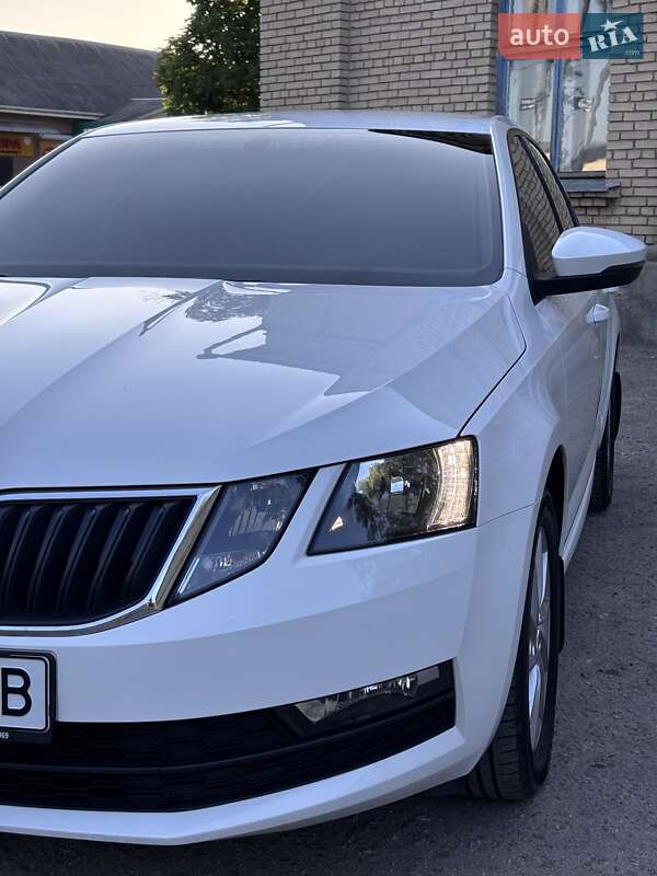 Лифтбек Skoda Octavia 2017 в Запорожье фото 3 Лифтбек Skoda Octavia 2017 в Запорожье