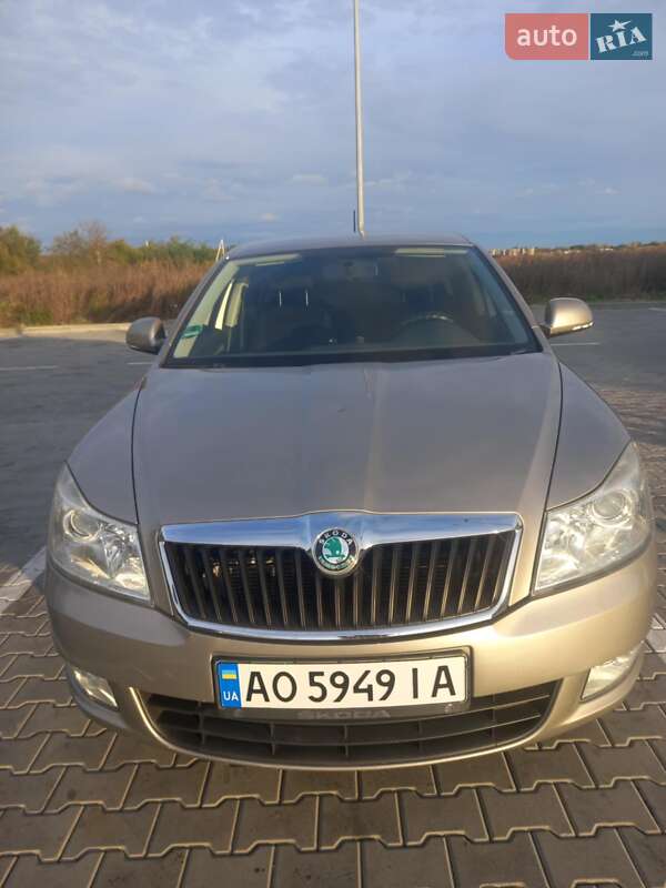 Ліфтбек Skoda Octavia 2011 в Ужгороді