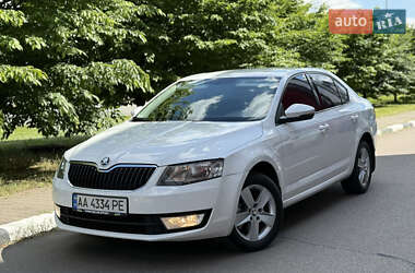 Лифтбек Skoda Octavia 2016 в Киеве