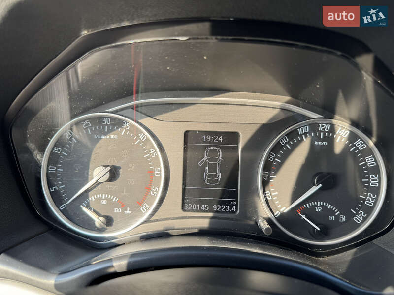 Універсал Skoda Octavia 2012 в Володимирі