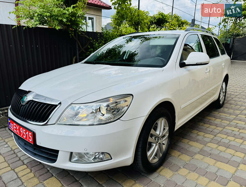 Skoda Octavia 2012 Skoda Octavia 2012