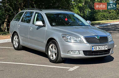 Універсал Skoda Octavia 2012 в Одесі