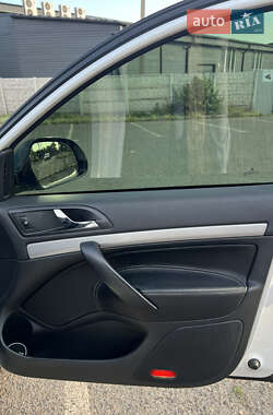 Лифтбек Skoda Octavia 2011 в 