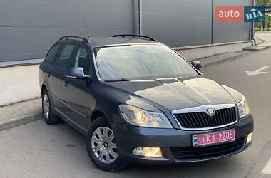 Універсал Skoda Octavia 2010 в 