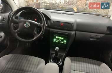 Универсал Skoda Octavia 2006 в 