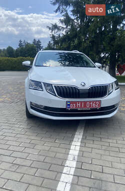 Універсал Skoda Octavia 2019 в Луцьку