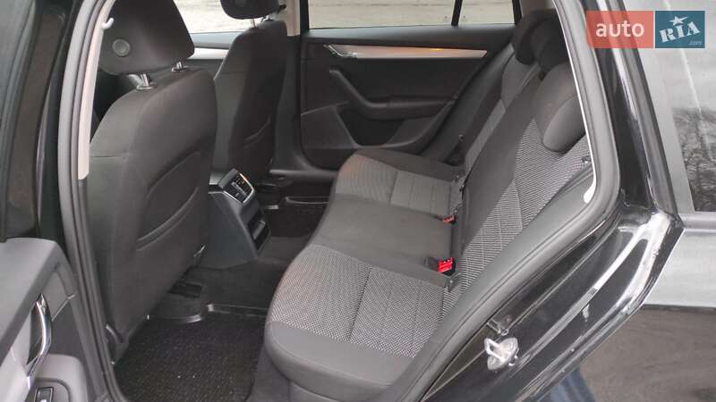 Універсал Skoda Octavia 2016 в Тернополі
