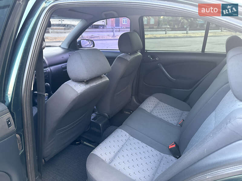 Ліфтбек Skoda Octavia 2005 в Кривому Розі