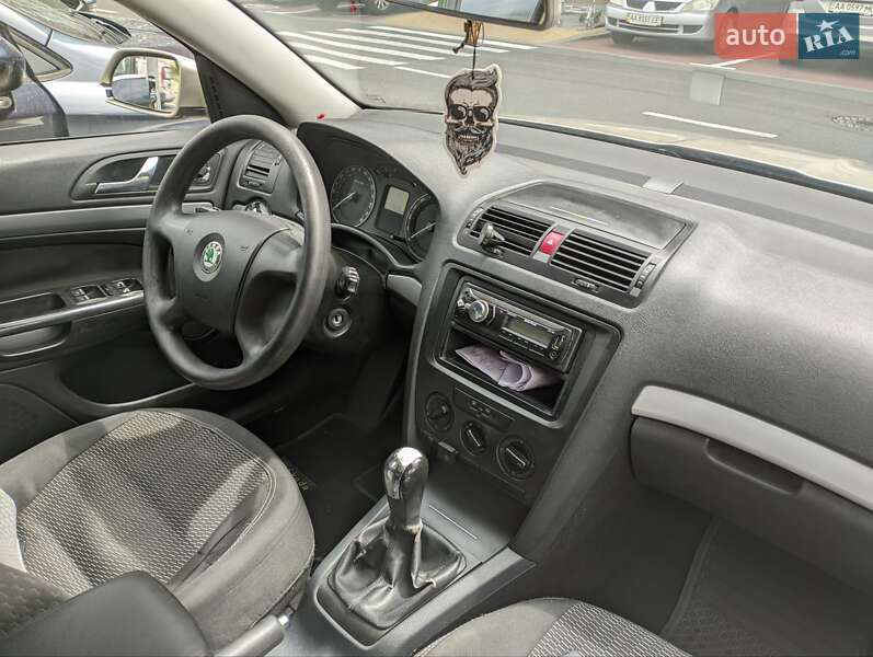 Лифтбек Skoda Octavia 2005 в Киеве