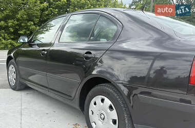 Лифтбек Skoda Octavia 2006 в 