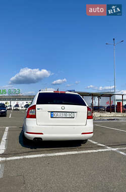 Универсал Skoda Octavia 2009 в 