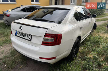 Лифтбек Skoda Octavia 2014 в 