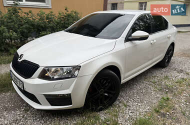 Лифтбек Skoda Octavia 2014 в 