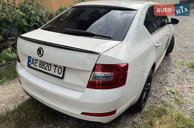 Лифтбек Skoda Octavia 2014 в 