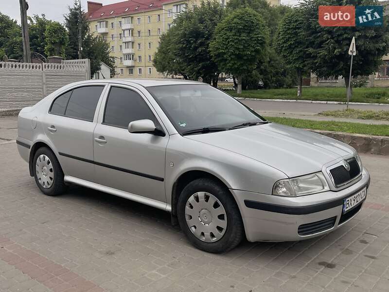 Лифтбек Skoda Octavia 2006 в Теофиполе