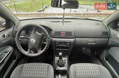 Лифтбек Skoda Octavia 2006 в 