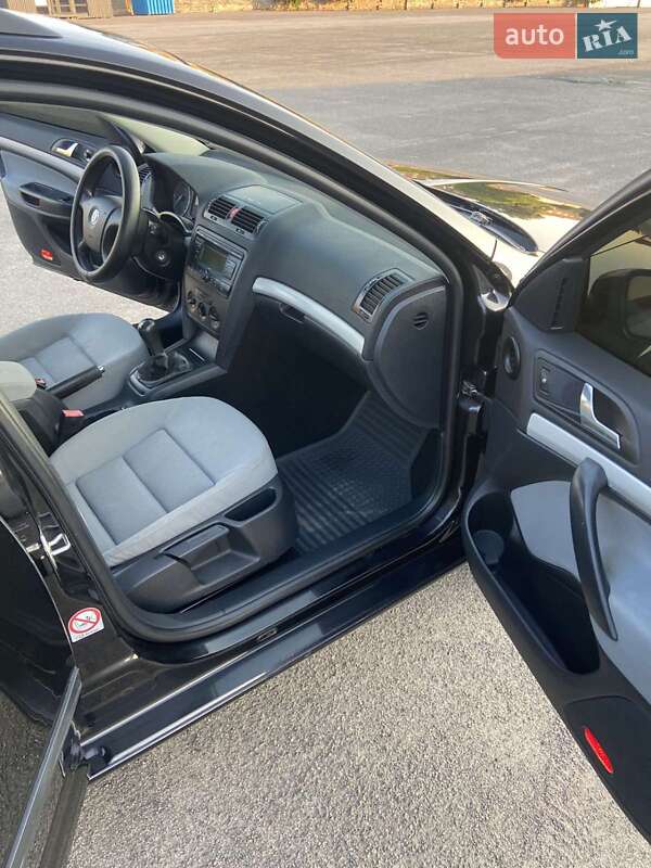 Универсал Skoda Octavia 2004 в Тульчине