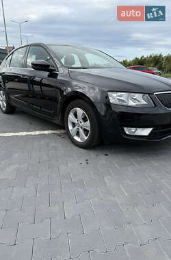 Лифтбек Skoda Octavia 2013 в 