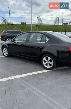 Лифтбек Skoda Octavia 2013 в 