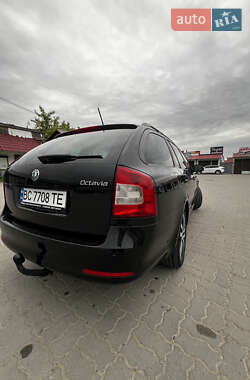 Универсал Skoda Octavia 2012 в 