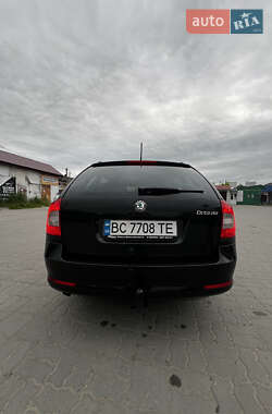 Универсал Skoda Octavia 2012 в 