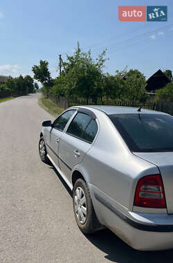 Лифтбек Skoda Octavia 2002 в Ивано-Франковске