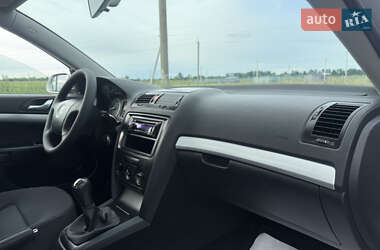 Лифтбек Skoda Octavia 2005 в 