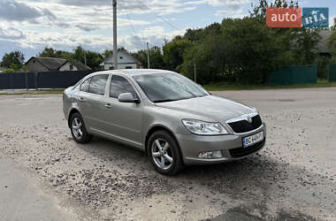 Лифтбек Skoda Octavia 2011 в 