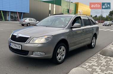 Універсал Skoda Octavia 2012 в 