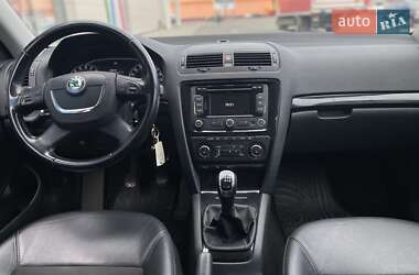 Універсал Skoda Octavia 2012 в 